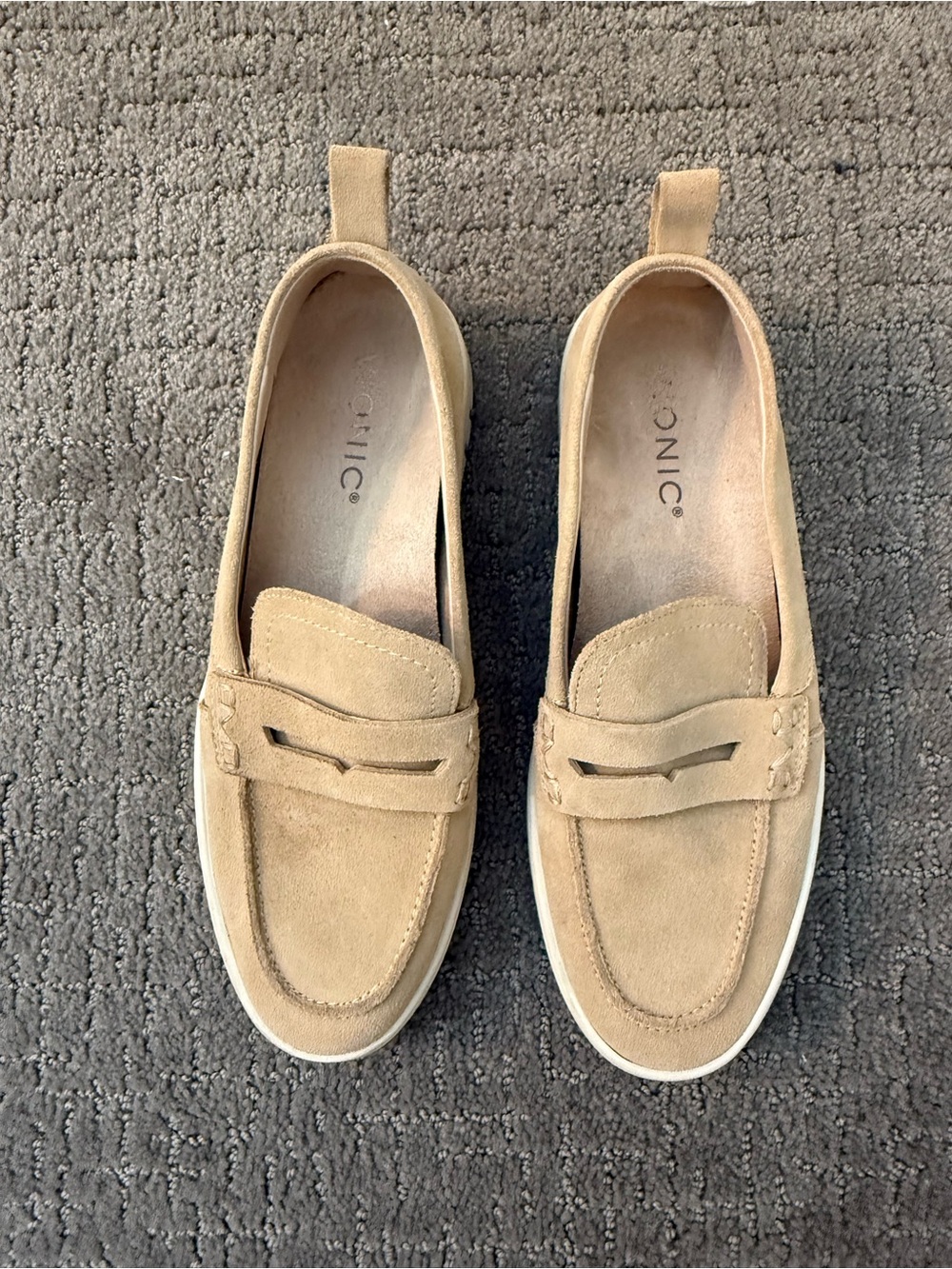 EUC Vionic Uptown Packable Loafers - Sand Suede - Sz 6.5